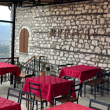 Mbrica Family - Castle Gem בית הארחה