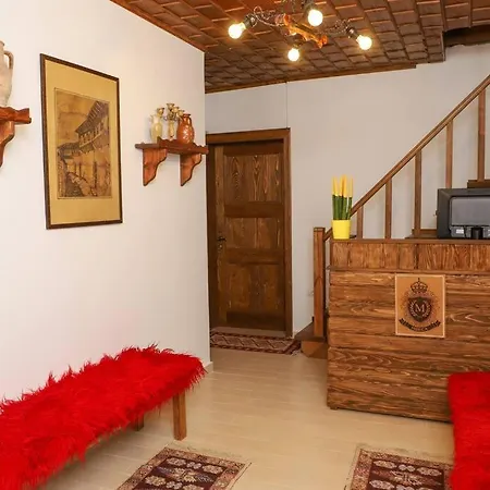 Guest house Mbrica Family - Castle Gem