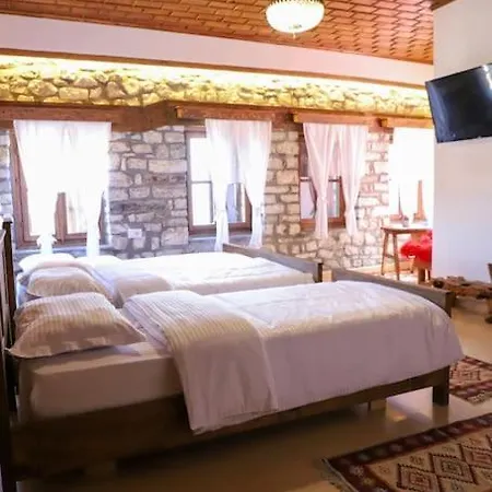 Mbrica Family - Castle Gem Guest house *